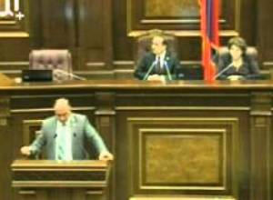 Իշխան Զաքարյանը վերընտրվեց