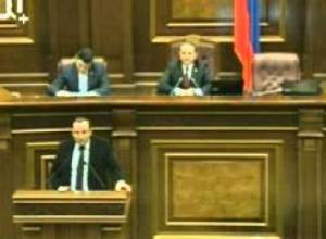 Արծվիկ Մինասյան. Մնում է մեկ բան, ճամպրուկները հավաքել և հեռանալ