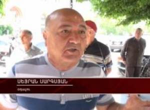 Օդաչուները դիմեցին Հովիկ Աբրահամյանին