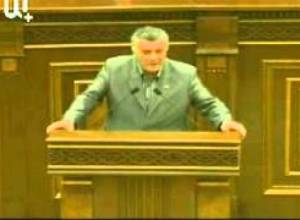 Կոչ իշխանությանը. դուրս եկեք ինքնասիրահարվածությունից