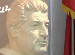 «Ես տան տիրուհին էին, բայց Կարենի գործերին երբեք չէի խառնվում». Ռիմա Դեմիրճյան