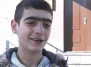 «Հարվածեցին որովայնիս, հետո դեմքիս». 16-ամյա Հովհաննեսը հիշում է բռնության դեպքը