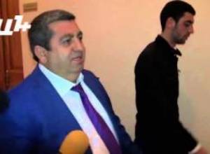 Առաքել Մովսիսյանը թքած ունի