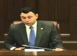 Գալուստ Սահակյանը տանն է