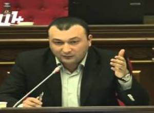 Արման Թաթոյանը չի մասնակցի լրագրողների ակցիային