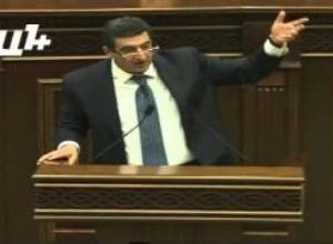 Վարդան Այվազյանը «վռիկ ապուրի» անեկդոտը հիշեց