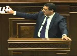 «Լավ կլինի՝ մարդն ամեն օր սև խավիար ու կարագ ուտի». Վ. Այվազյան