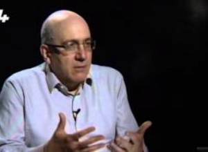 27 04 16 PS. Հյուրը  Վարուժան Կարապետյանն է