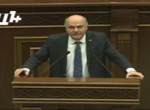 Օդից փող են աշխատում. ահազանգում է Մհեր Շահգելդյանը