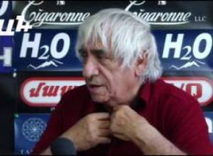 Ֆերդինանտ Առաքելյանը նվեր է պատրաստել Հռոմի պապի համար