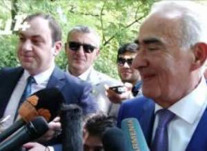 ԱԺ նախագահ դառնալու համար երազներ պետք չէ. Գալուստ Սահակյան