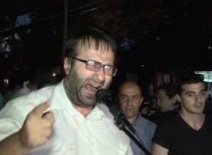 Արմեն Հովհաննիսյսն .Սարի թաղում ցույց է ՝ ի աջակցություն «Սասնա ծռերի»