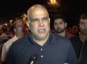 Րաֆֆի Հովհաննիսյանը Բաղրամյան փողոցում է