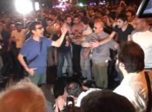 Քաղաքացին ինքնահրկիզման փորձ կատարեց Բաղրամյան փողոցում