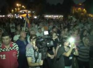 Դրսից մարդ են բերել ժողովրդի վրա.թալանածը պետք է մնա երկրում