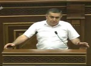 Արմեն Ռուստամյան