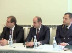 Սերժ Սարգսյանը ներկայացրել է նորանշանակ դատախազին