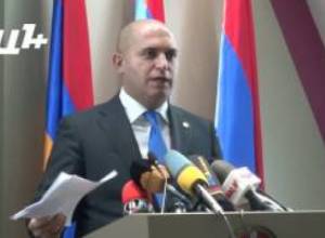 Հատվածներ Արմեն Աշոտյանի ասուլիսից