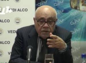 «Փղերը հայտնվել են ամանեղենի խանութում եւ կռվում են»