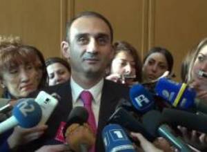 Ես պայքարում եմ պայքարելով.նախարար