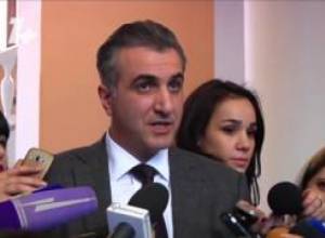 Նախարարն ամբողջ գիշեր չի քնել. միլիոնն ու տրիլիոնը շփոթում է