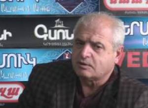ՀՀ-ն ժամ առաջ պետք է միանա ԼՂՀ-ին. Ազատ Արշակյան