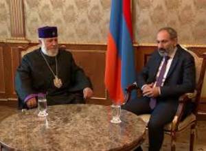 Նիկոլ Փաշինյանը և Կաթողիկոսը քննարկել են եկեղեցի-պետություն հարաբերություններին վերաբերող հարցեր