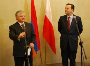 Armenian fm received by Polish president