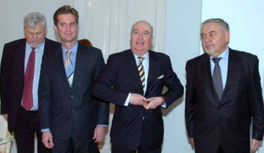 f5ece8c73450e87abb134f12d8c163a0