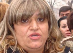 Do prosecutors follow advocates?