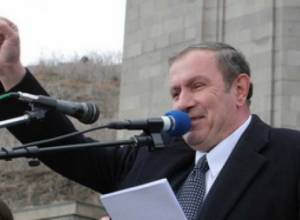 Levon Ter-Petrosyan will head HAK list