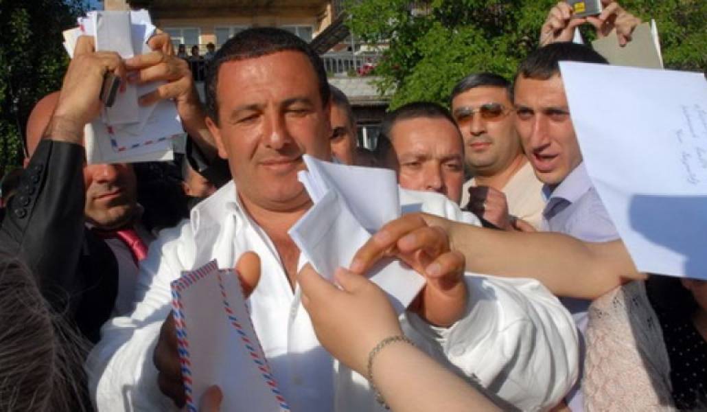 8343e38a50c3d73573d4850b6bcf7e53