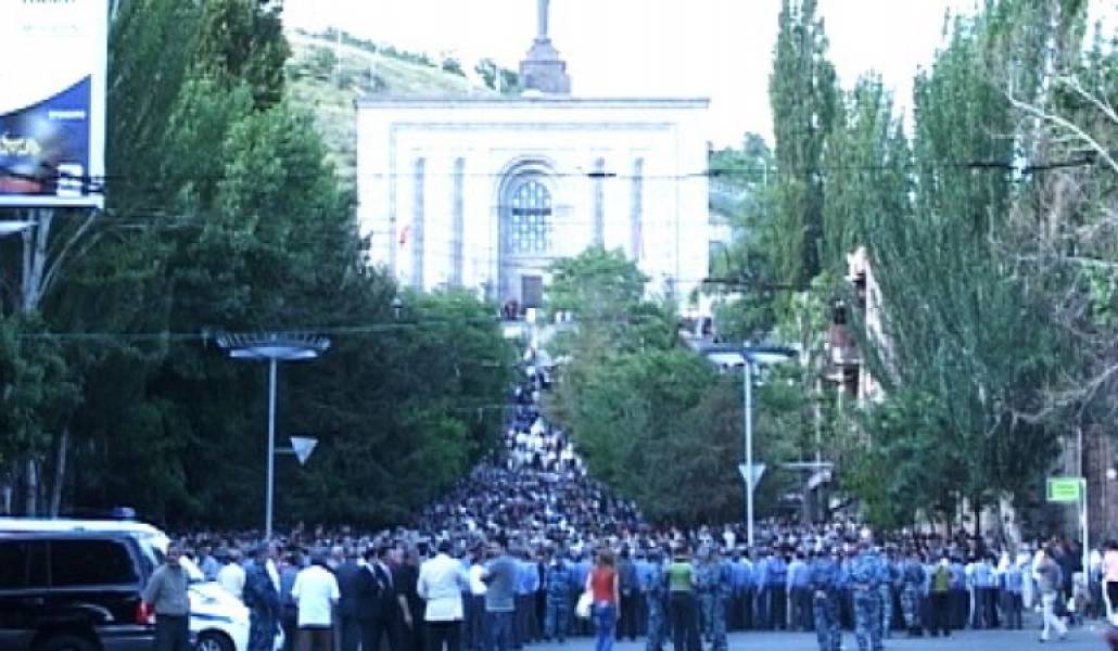 7f62f55b26a598f2f461ab8bc8aa78c9