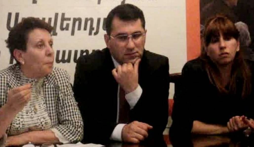 b53d77f19abe25abc94d2ff9602decff