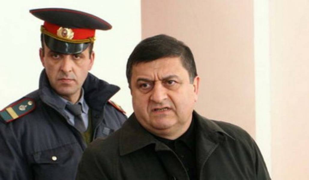 f39c33352fc2408590818b4d15cfcc6c