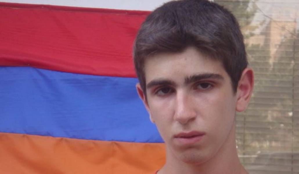 91a3ee2012b54a727525c64bf44cc99a