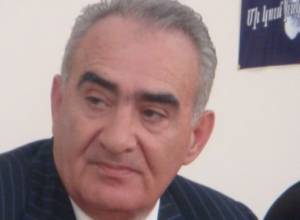 "I have no right to criticize Levon Ter-Petrosyan"