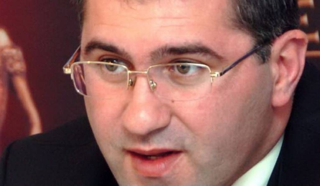 8bc1f563d86fa1729cc17a086595e77a