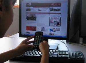 Watch 6-o'clock news