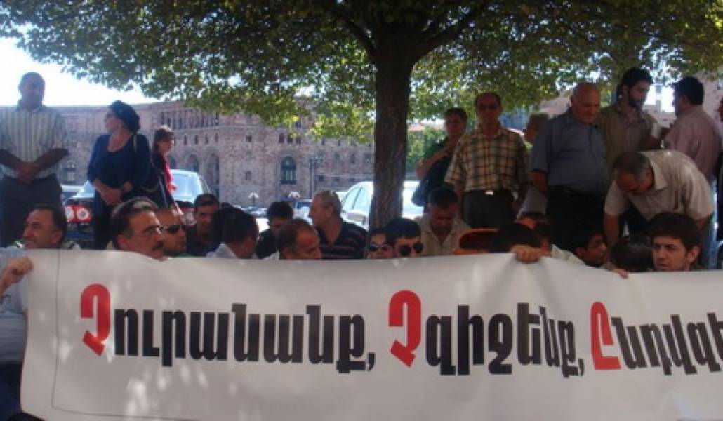 b0c9c25e3132a54796e042870a8ffe68