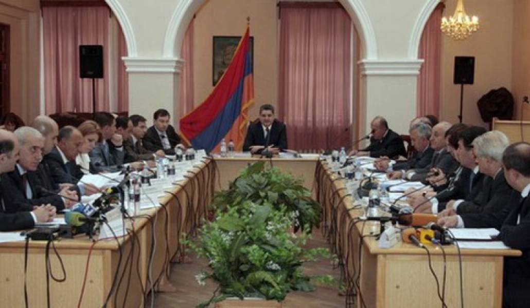 e8ced029f83220f471a7e4a32a2aaf51