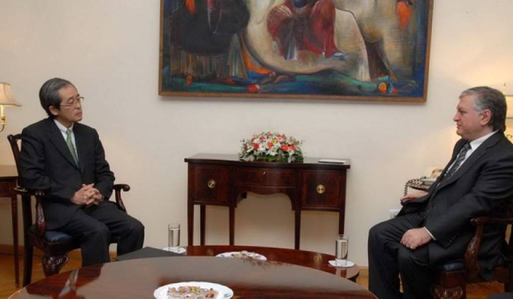 84faa503115e4bf70594524834ca113c