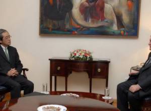 Japanese ambassador presents his credentials