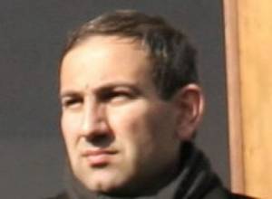 NZhK supports Nikol Pashinian