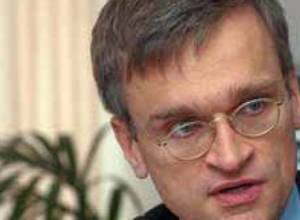 "The three borders must be opened"