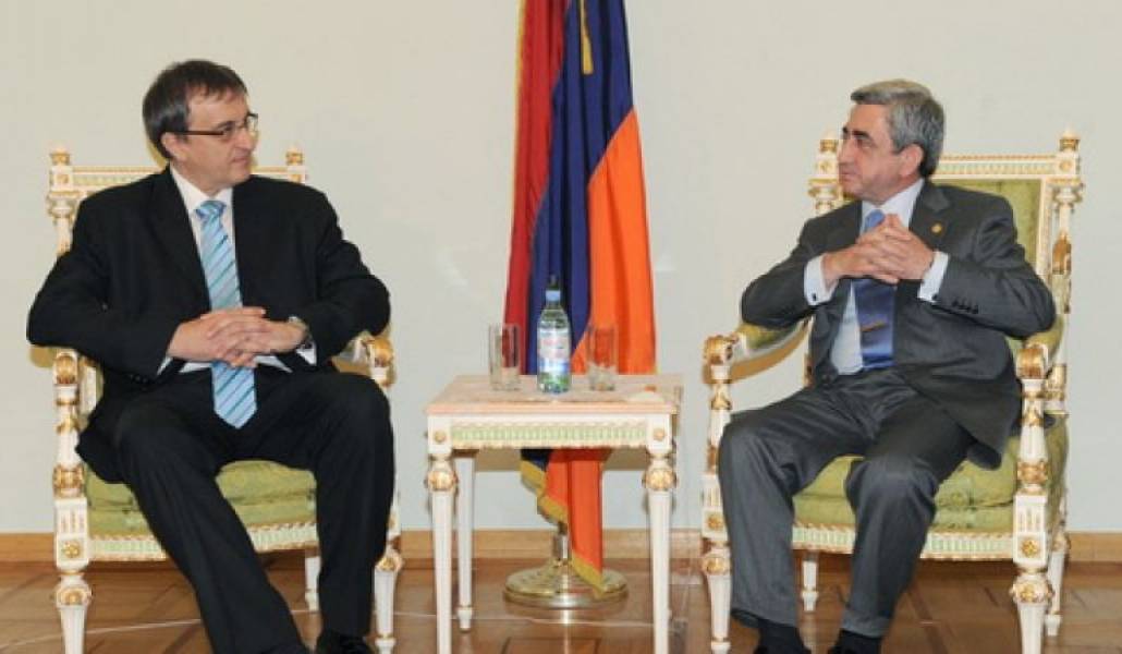 928e239629328f9059ac55bbdef78cf4