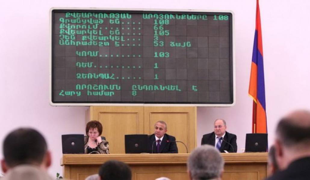 21eaf6af02aa5fe7bd48a4ad3a8c2c0f