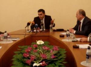 Armenian parliament starts hearings on protocols