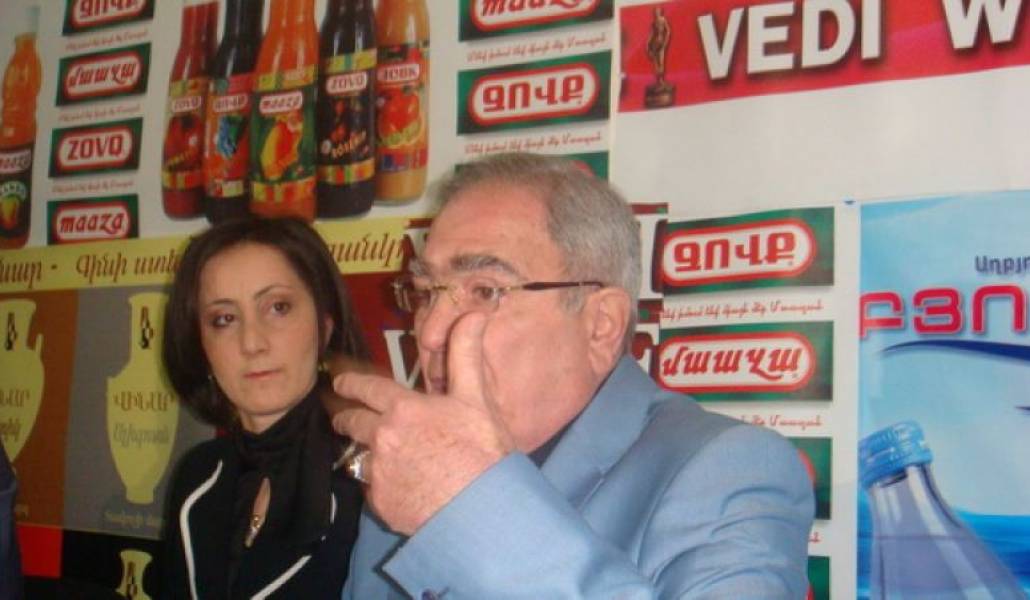 aa419889fec1102847fe56ea5d12384c