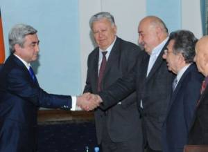 Serzh Sargsyan receives academicians